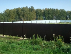 Забор из профнастила  2.5 м*46 м